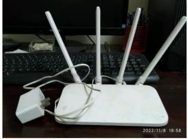 小米4C 四根天线的路由器，信号强好用，无故障，八成新，