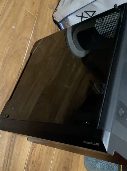 纯自用电脑 主机带显示器  自提最好 